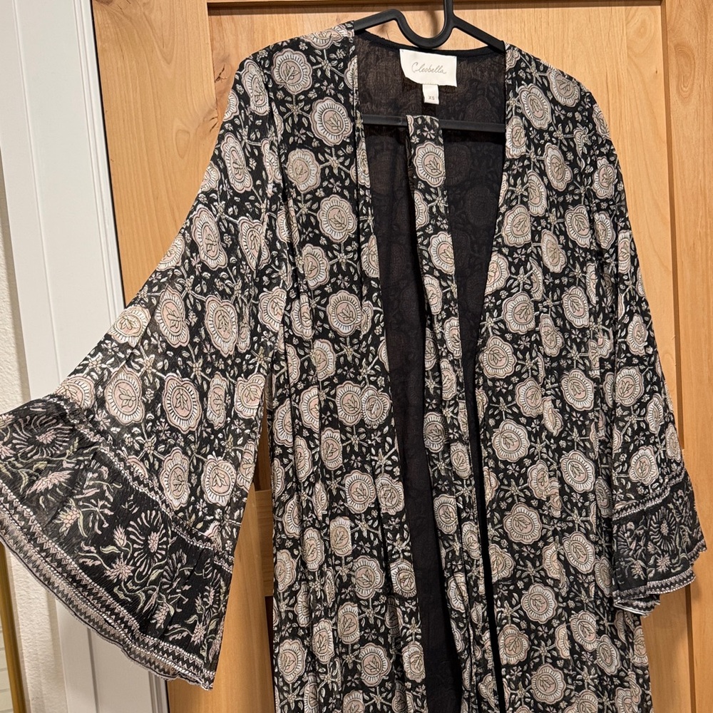 Cleobella kimono/duster 🖤